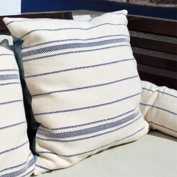 yz-pillow-blue-closeup